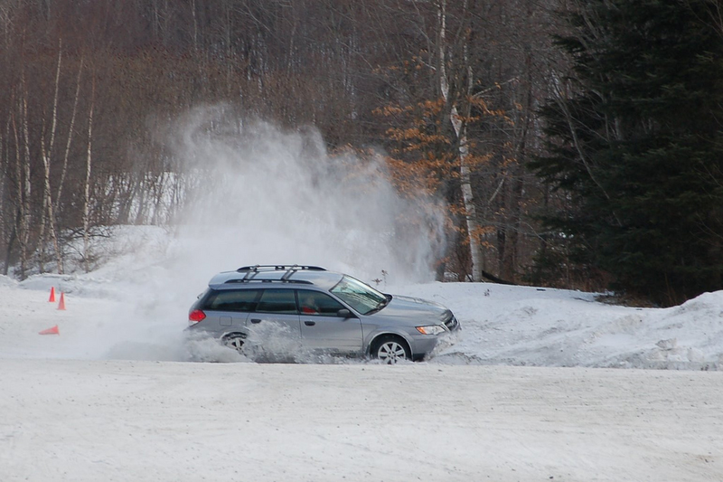 Illustration for article titled The Ten Worst Things You Can Do While Driving In Winter